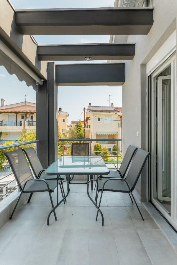 V Luxury Apartments Siviri Exterior photo