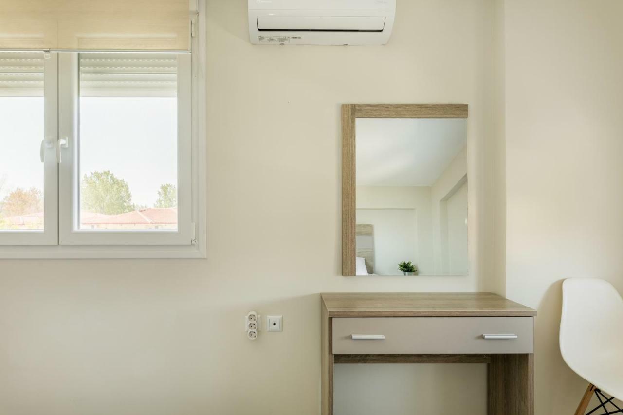 V Luxury Apartments Siviri Exterior photo